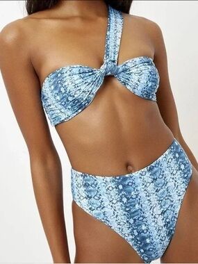 Frankie’s Halter Bikini